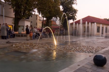 fountain:piestany ; dve fontany v piestanoch, predvadzacie spustenie